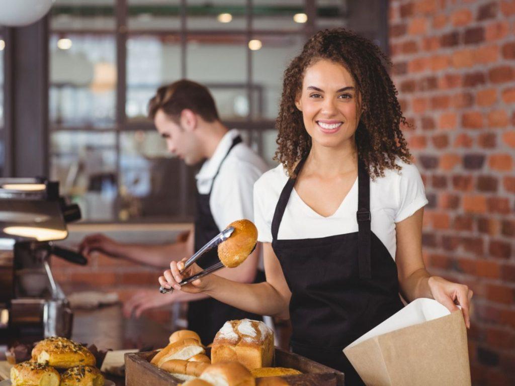 How Your Restaurant Can Become More Attractive with Uniforms