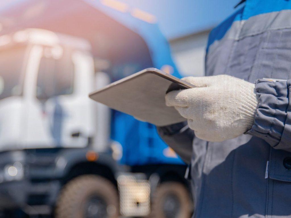 Find the best uniform supplier in UAE
